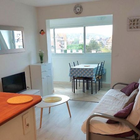 Charmant 2 Pieces Renove Avec Loggia, A Deux Pas De La Plage - Parking Prive - Idealement Situe - Fr-1-712-77 Villers-sur-Mer Exterior foto